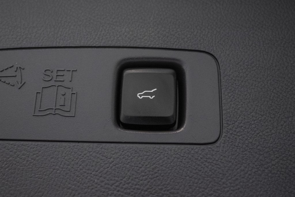 2021 Lincoln Corsair Standard Image 30 of 33