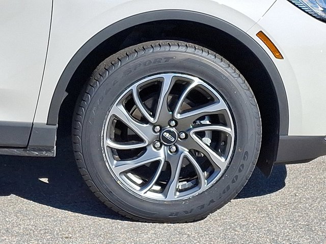 2021 Lincoln Corsair Standard Image 9 of 30