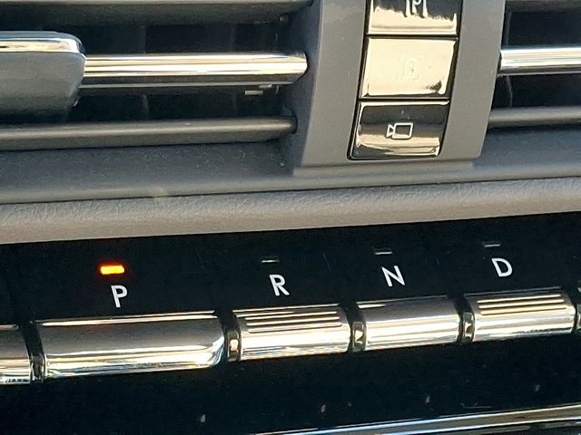 2021 Lincoln Corsair Standard Image 22 of 30