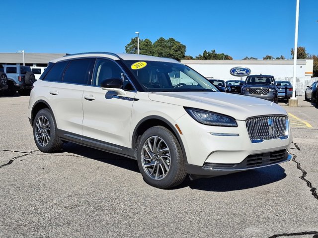 2021 Lincoln Corsair Standard Image 3 of 30