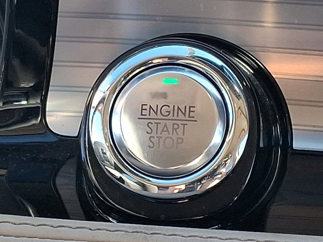 2021 Lincoln Corsair Standard Image 17 of 30