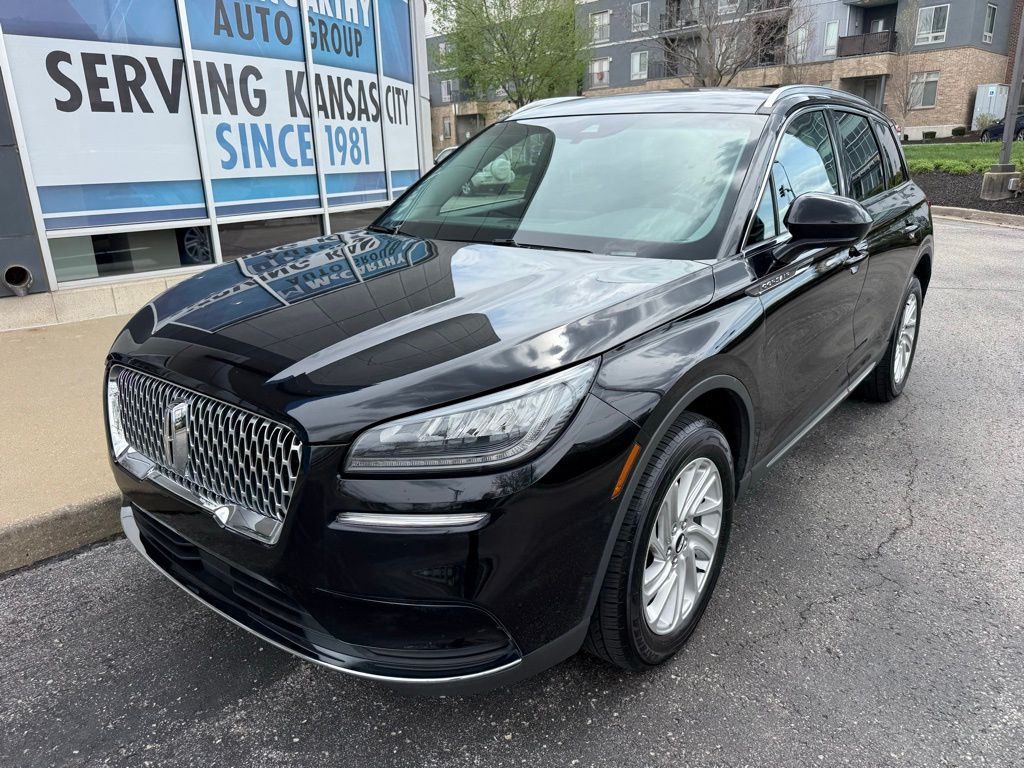 2021 Lincoln Corsair Standard Image 1 of 44