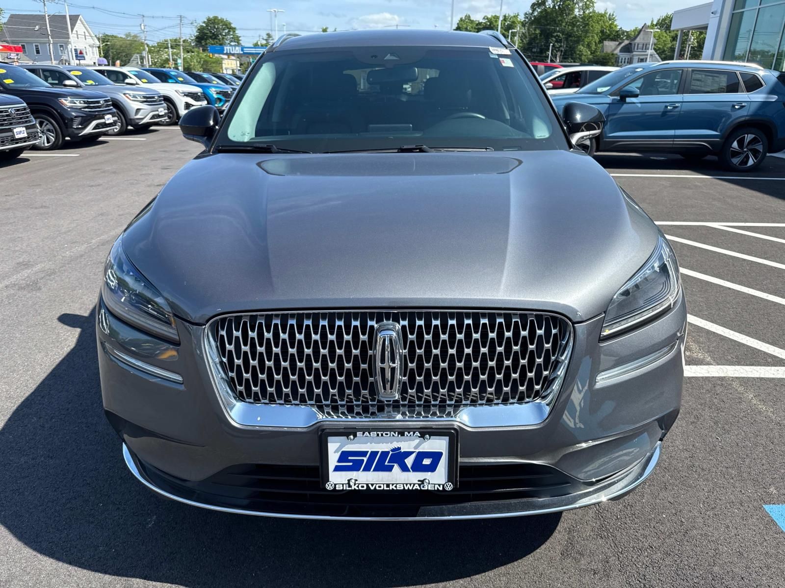 Vehicle image 2 of 33