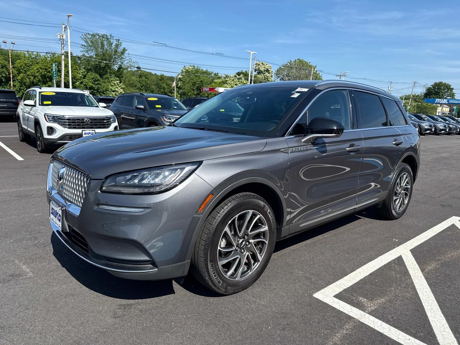 Vehicle image 1 of 33