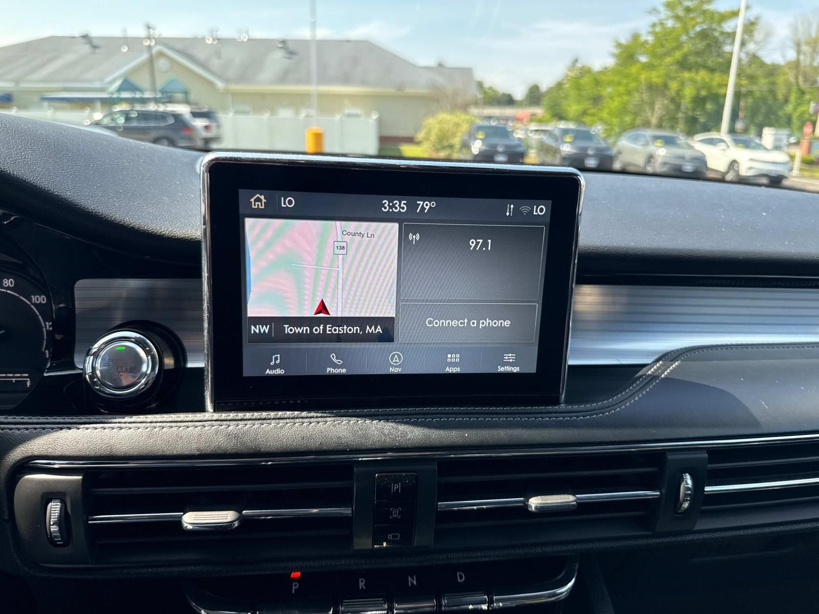 Vehicle image 18 of 33