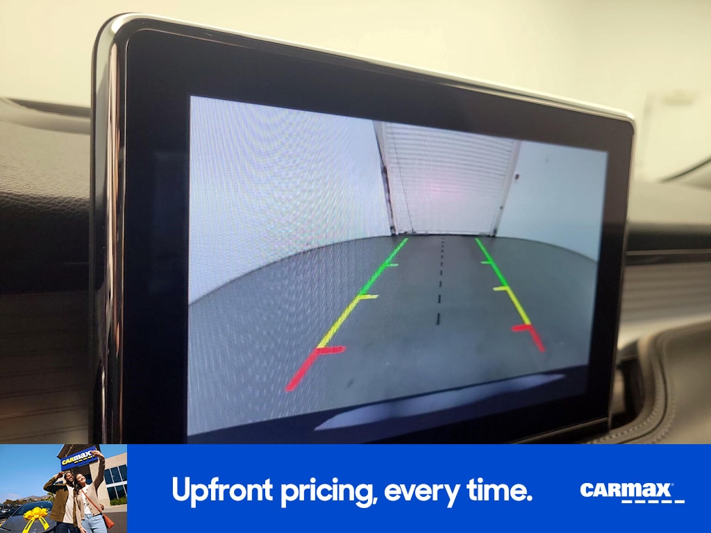 2021 Lincoln Corsair Standard Image 16 of 28