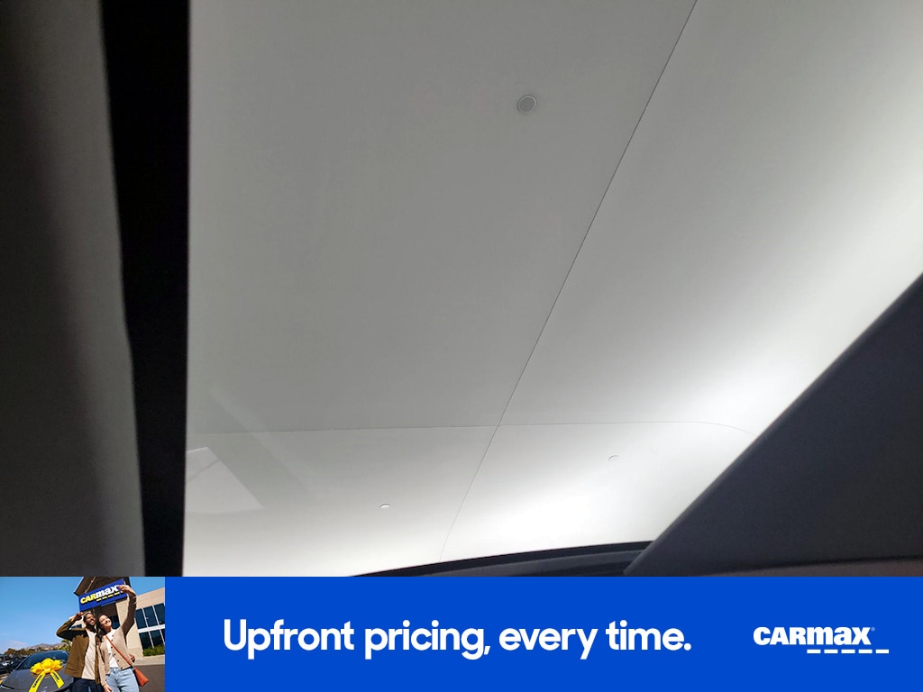 2021 Lincoln Corsair Standard Image 24 of 28