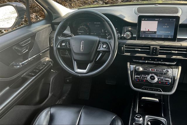 Vehicle image 13 of 33