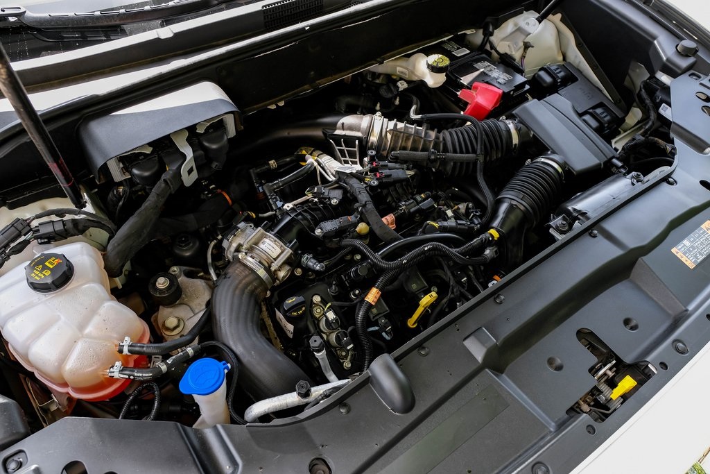 Vehicle image 24 of 68