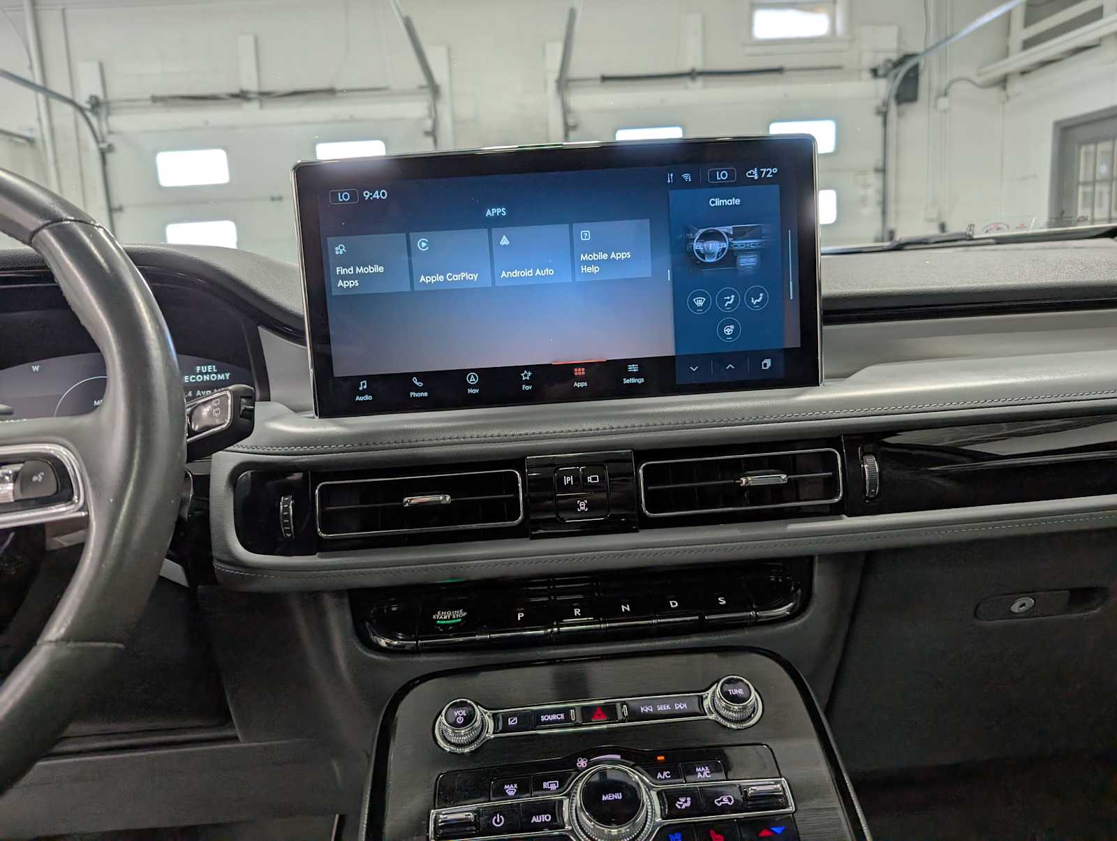 2021 Lincoln Nautilus Reserve Image 23 of 42