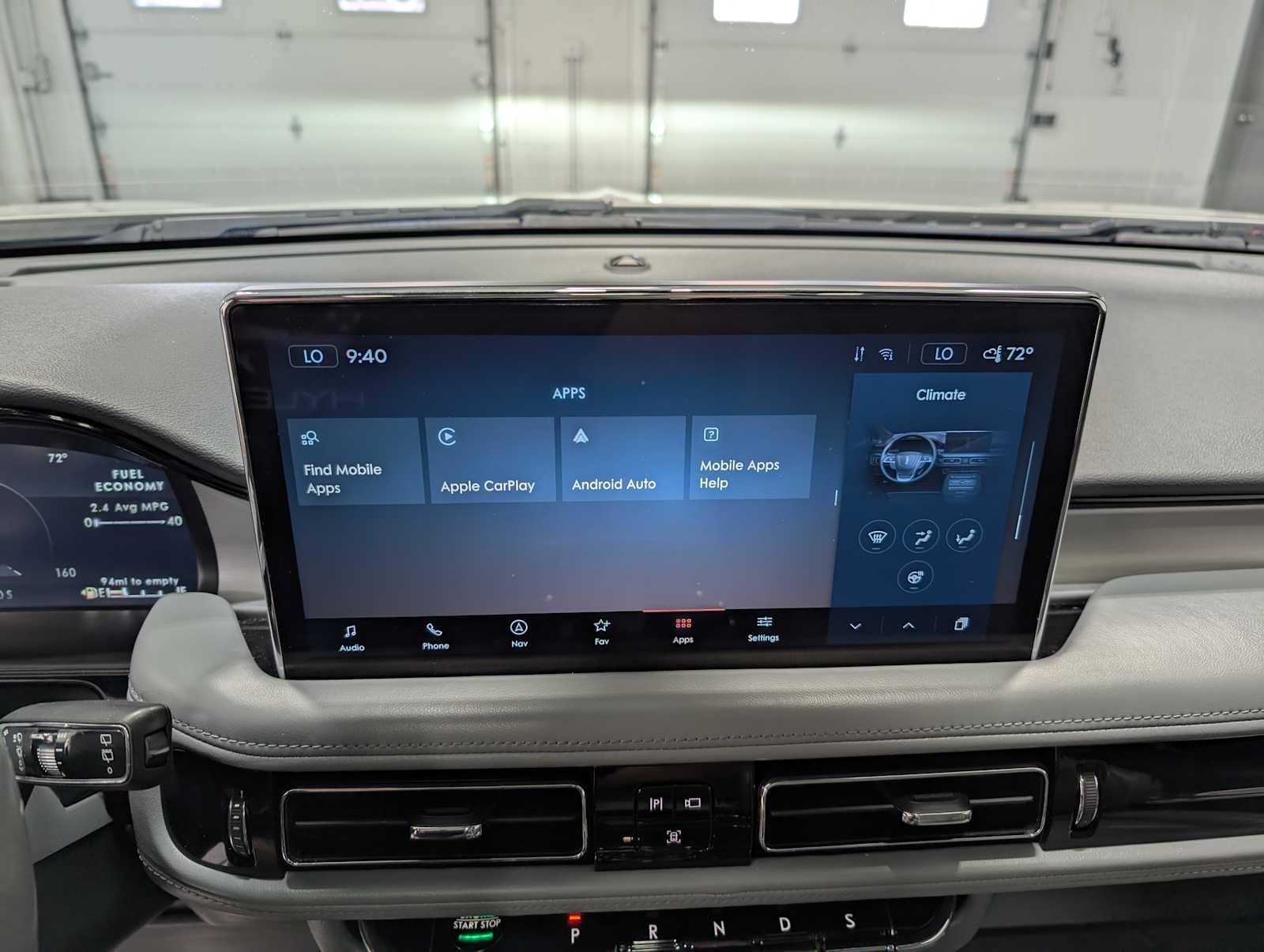 2021 Lincoln Nautilus Reserve Image 25 of 42