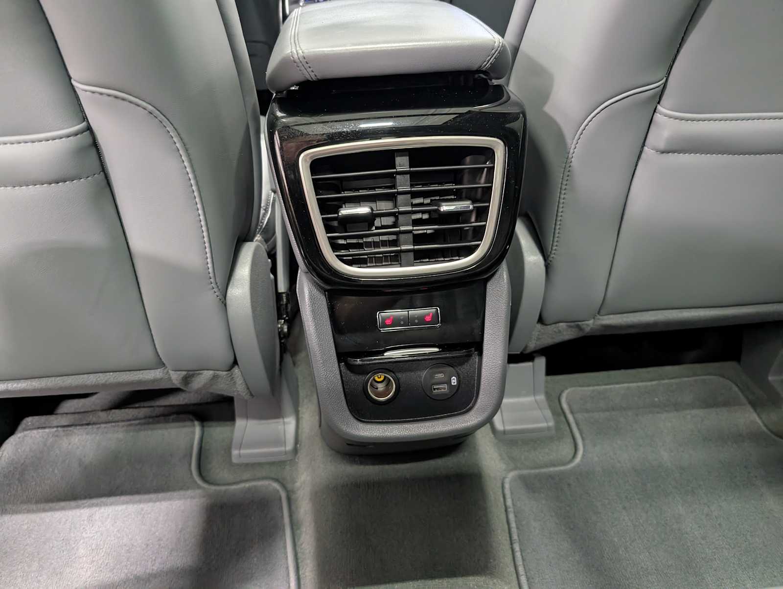 2021 Lincoln Nautilus Reserve Image 29 of 42