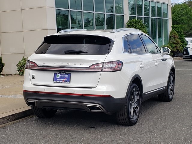 Vehicle image 5 of 34