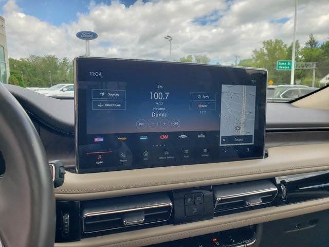 Vehicle image 26 of 34
