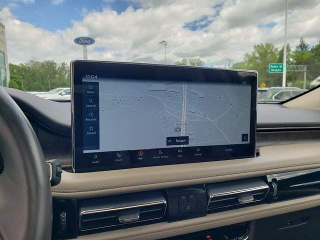 Vehicle image 25 of 34