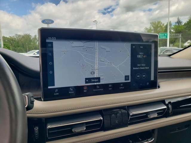 Vehicle image 21 of 34