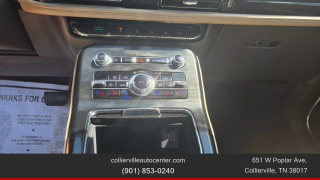 Vehicle image 17 of 26