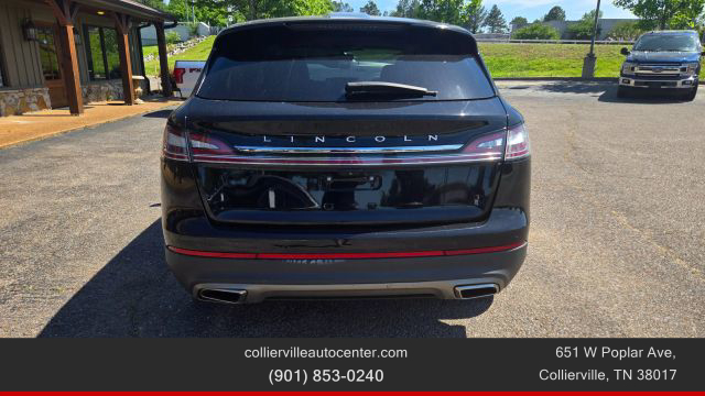 Vehicle image 10 of 26