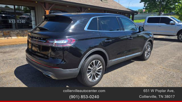 Vehicle image 8 of 26