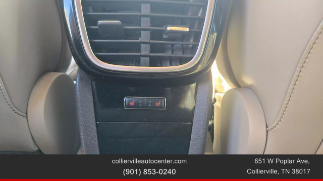 Vehicle image 16 of 26