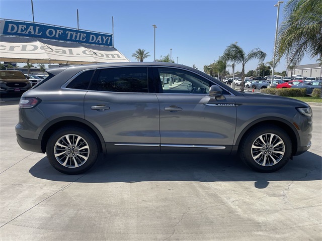 Vehicle image 5 of 35