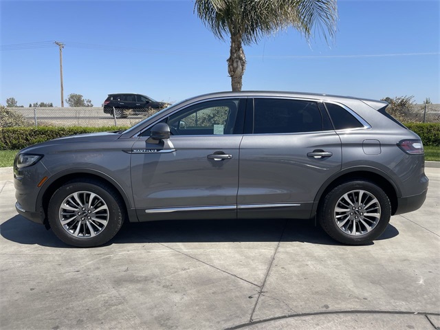 Vehicle image 9 of 35
