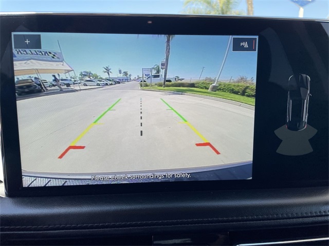 Vehicle image 24 of 35
