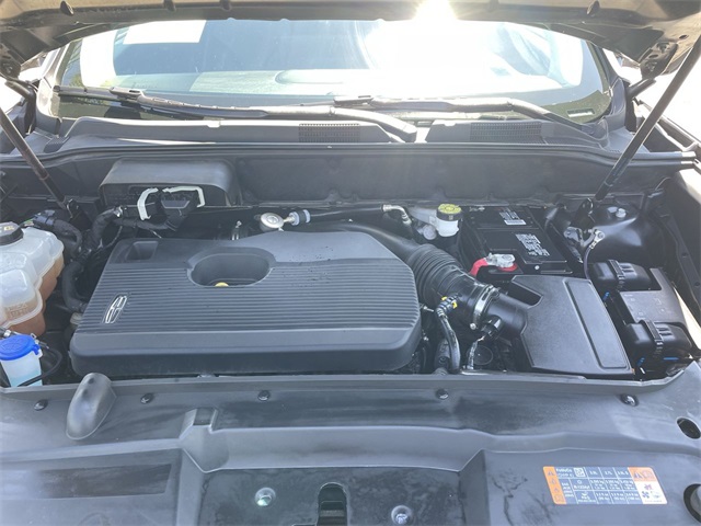 Vehicle image 10 of 35