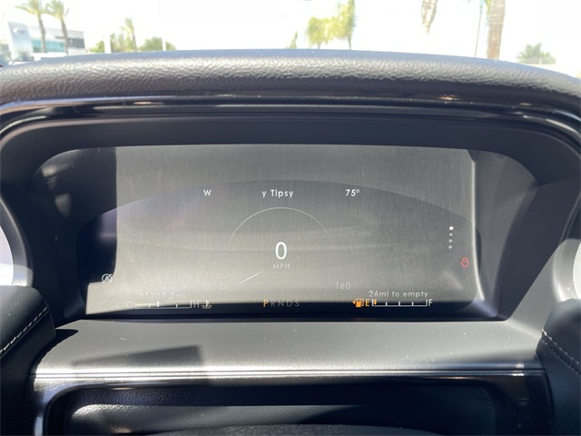 Vehicle image 22 of 35