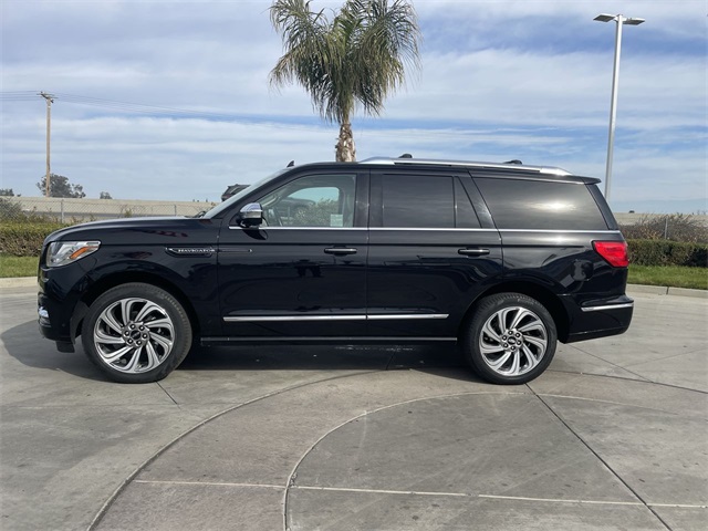 Vehicle image 9 of 36