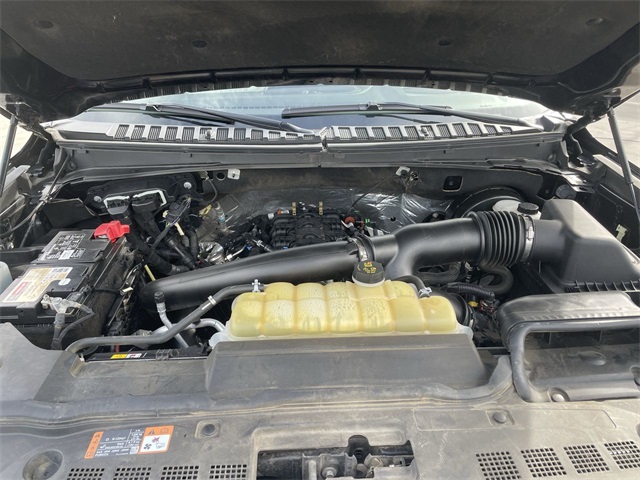 Vehicle image 31 of 36