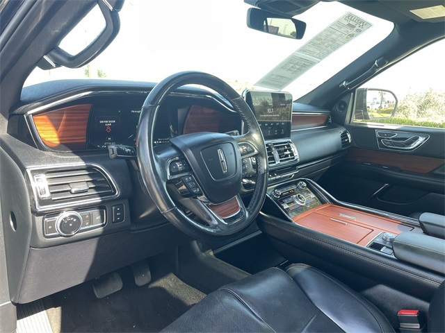 Vehicle image 20 of 36