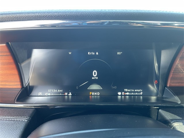 Vehicle image 22 of 36