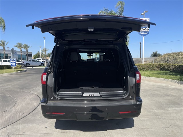 Vehicle image 8 of 36