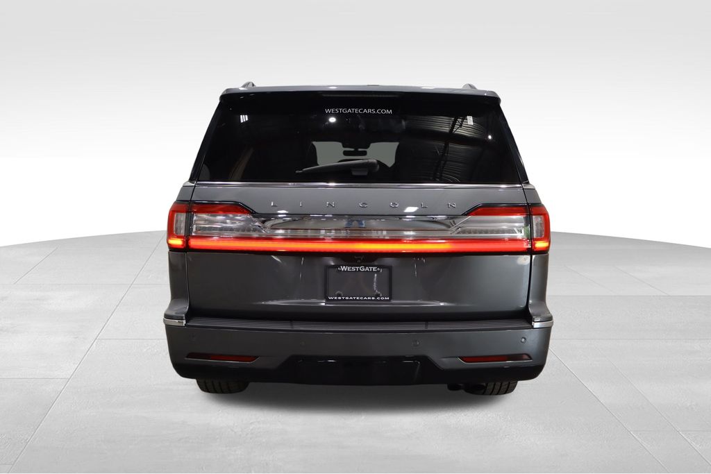 Vehicle image 5 of 45