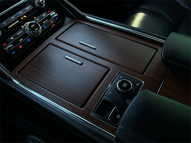 2021 Lincoln Navigator Reserve Image 22 of 36