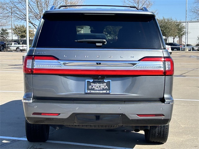 2021 Lincoln Navigator Reserve Image 7 of 36
