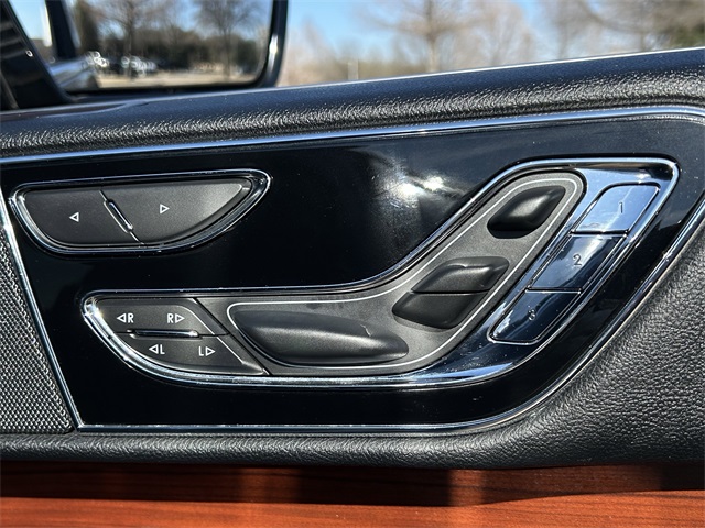 2021 Lincoln Navigator Reserve Image 26 of 36