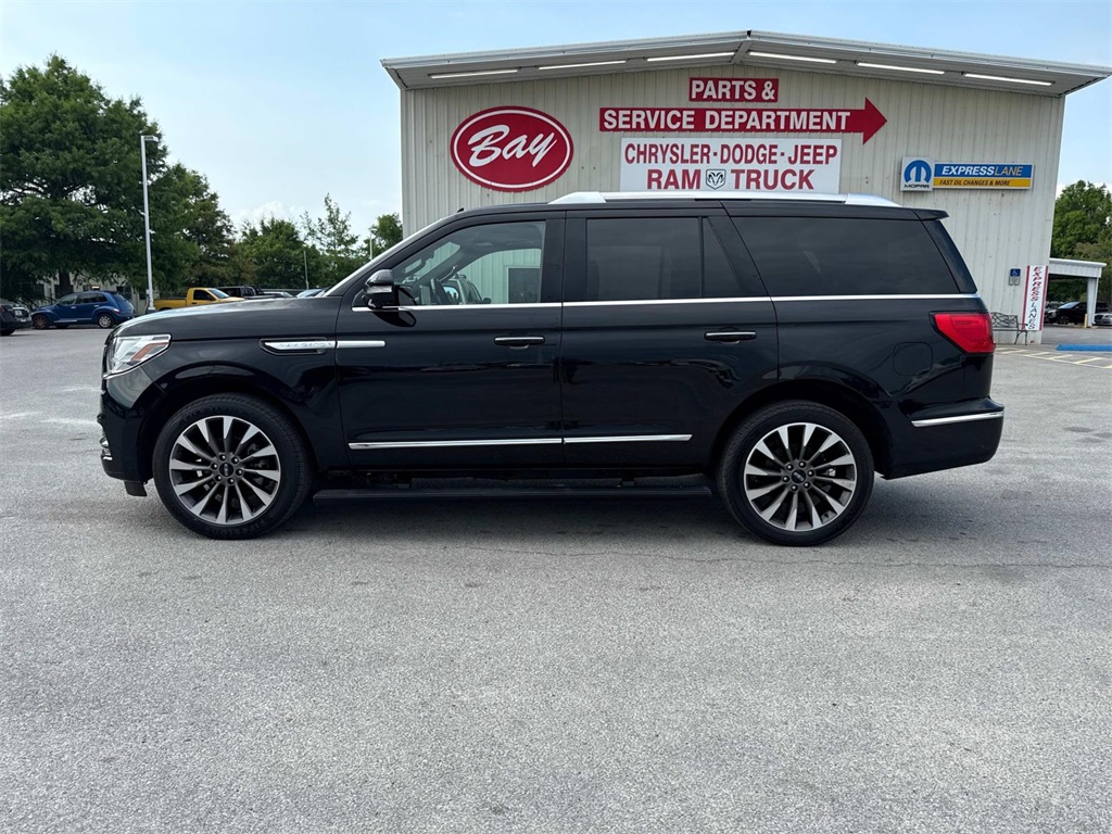Vehicle image 8 of 30