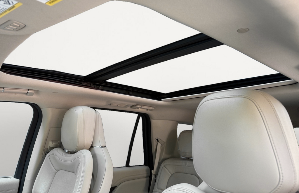 2021 Lincoln Navigator Reserve Image 15 of 33