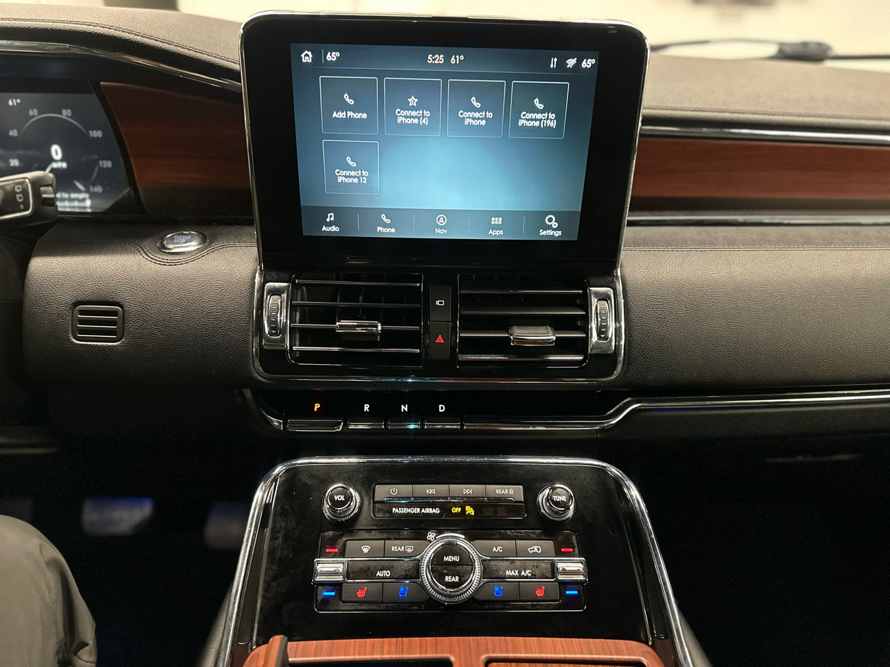 2021 Lincoln Navigator Reserve Image 22 of 33