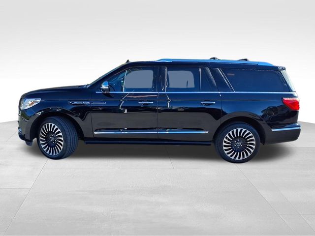 2021 Lincoln Navigator L Black Label Image 12 of 28
