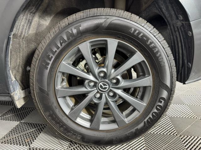 2021 Mazda CX-30 2.5 S Image 12 of 42