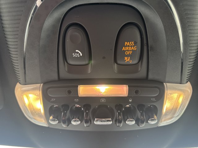 2021 MINI Cooper Countryman S Image 21 of 27