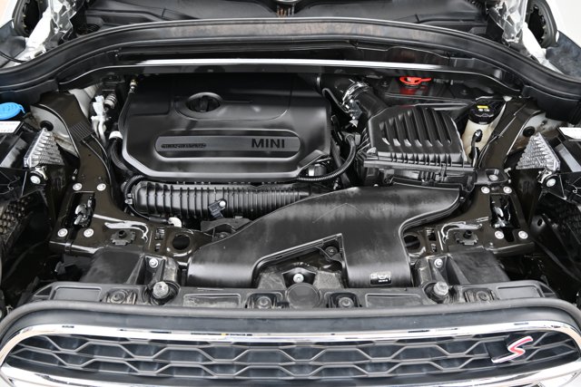 2021 MINI Cooper Countryman S Image 9 of 38