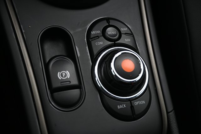 2021 MINI Cooper Countryman S Image 30 of 38