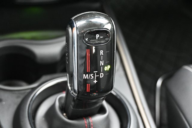 2021 MINI Cooper Countryman S Image 31 of 38