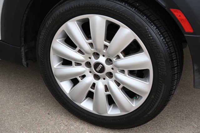 2021 MINI Cooper Countryman S Image 10 of 38