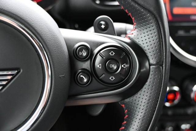 2021 MINI Cooper Countryman S Image 19 of 38