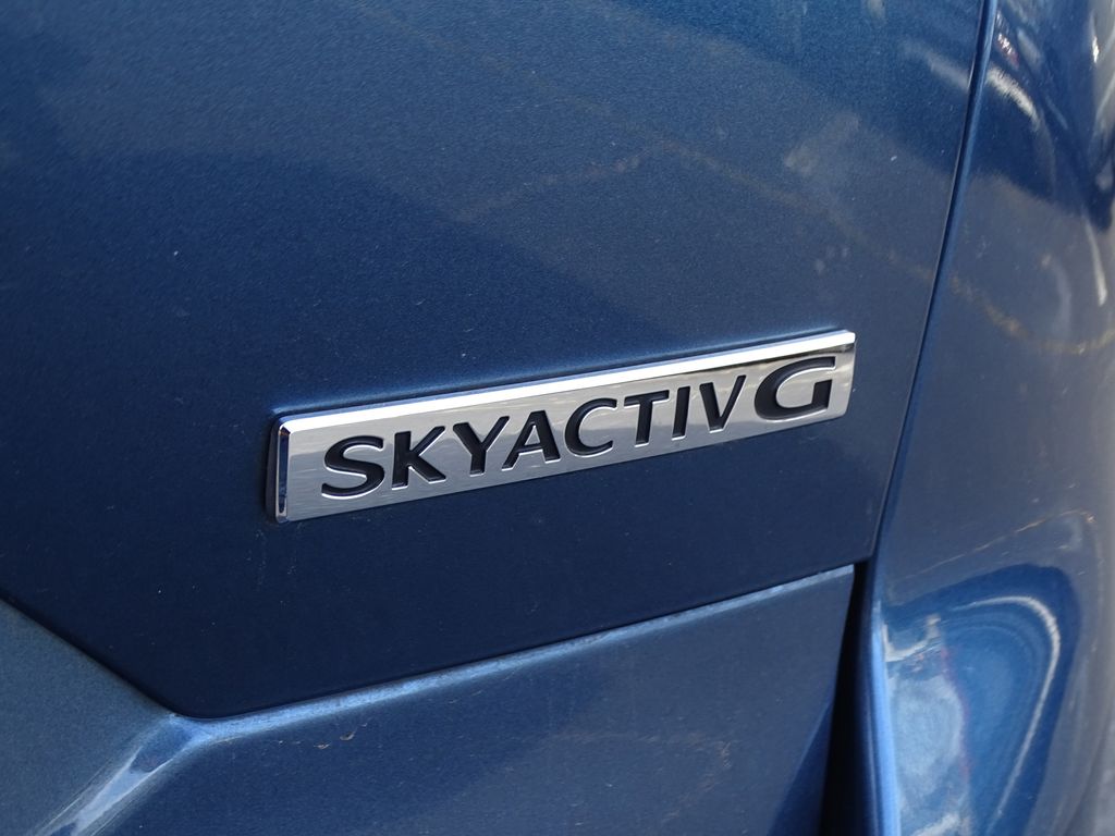 Vehicle image 41 of 42